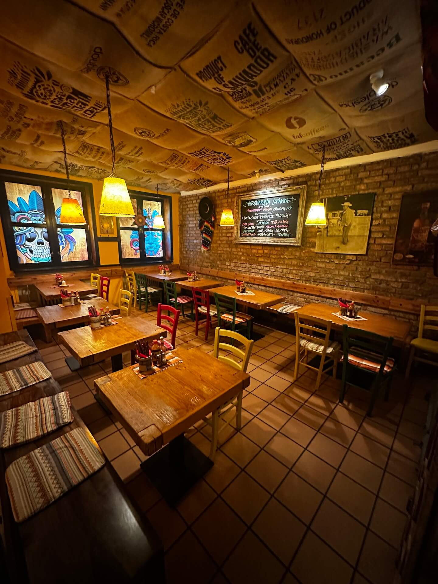 Salónek Cantina Nábřeží